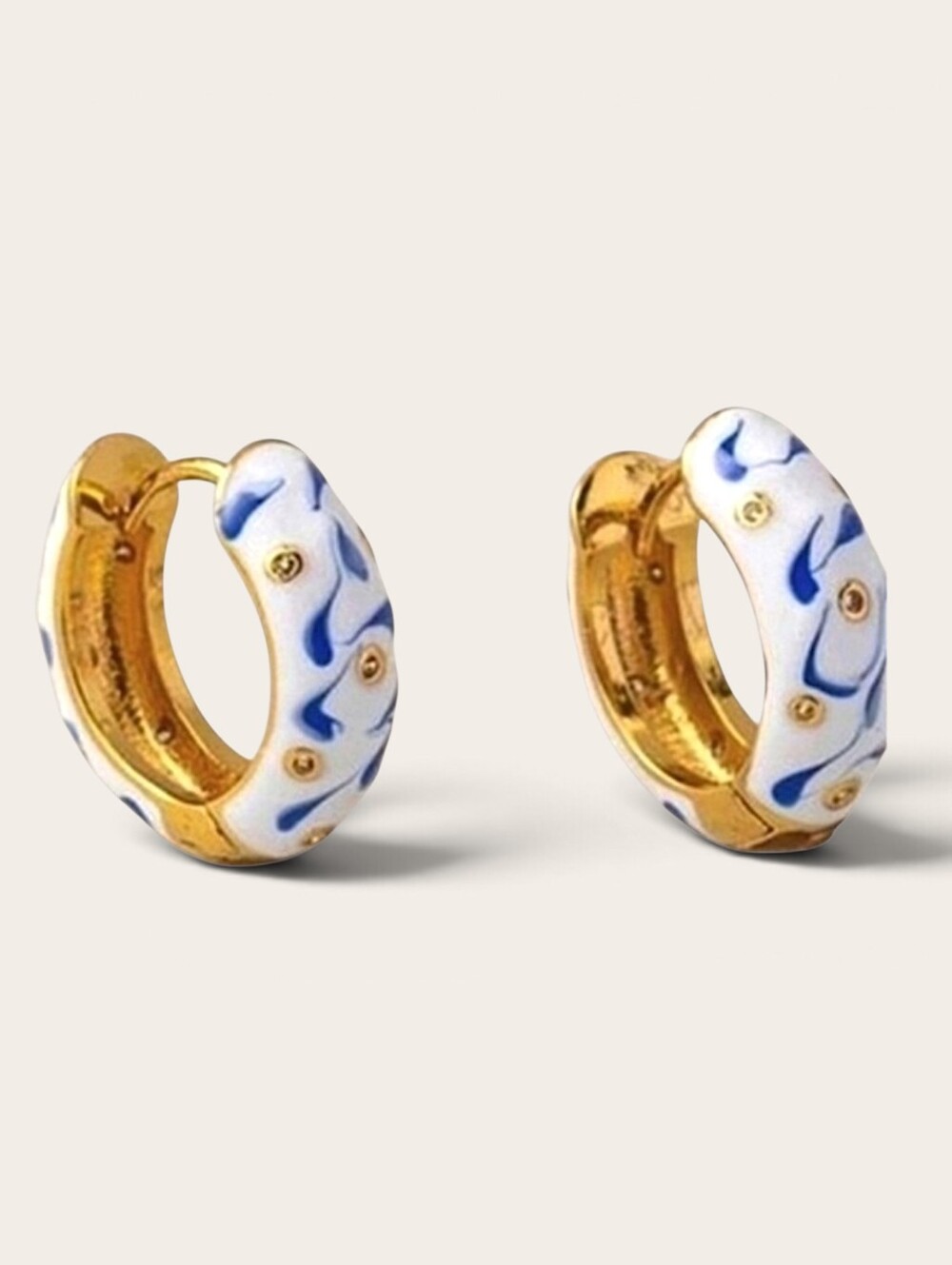 Blue and white porcelain enamel drip earrings; nwot.